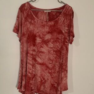 Danskin Red Tie-Dye Short Sleeve Top